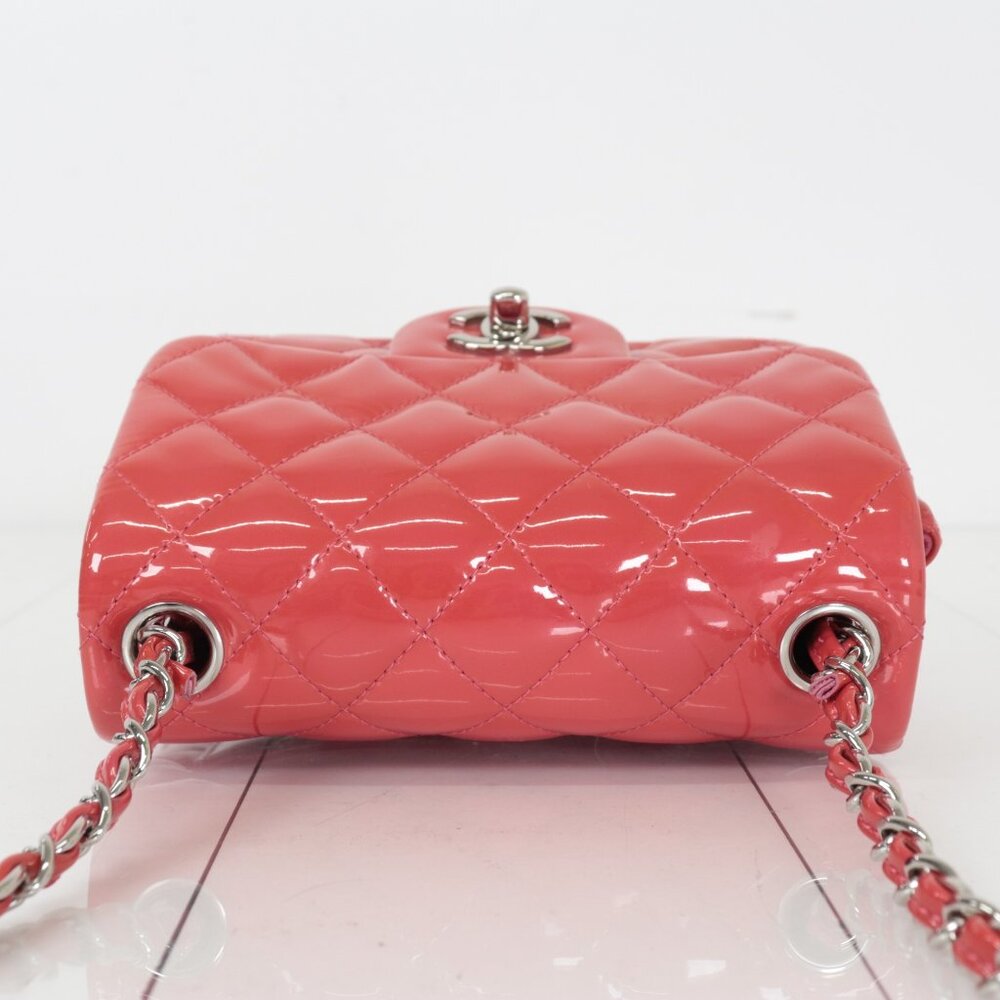 CHANEL Pink Quilted Shoulder Bag - Picture 6 of 12